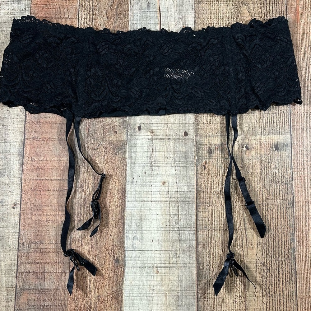 Cacique Lace Garter Belt Black Stretch Lingerie Sexy Goth Whimsigoth 26 28 Plus